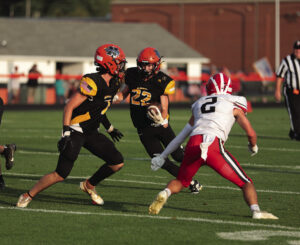 North Union comes up short against  Zane Trace in road matchup, 14-17