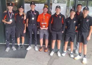 Pair of NU linksmen finish in top four spots, lead team to first place finish in Marion Harding Invite