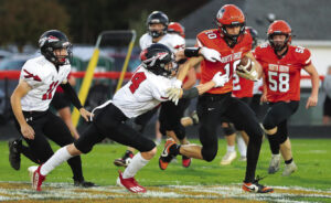 Late game touchdown by Lakers hands North  Union a setback during Homecoming matchup